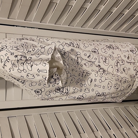 Disney Mickey Mouse Black And White  Hey! Oh Boy Ladies T‎ Shirt Size Large - Picture 3 of 4